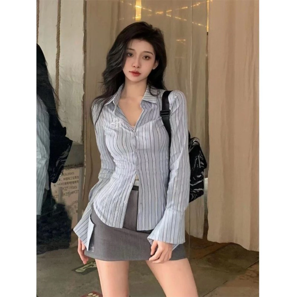 Áo sơ mi thô mềm form rộng thêu nơ xixeoshop - A21
